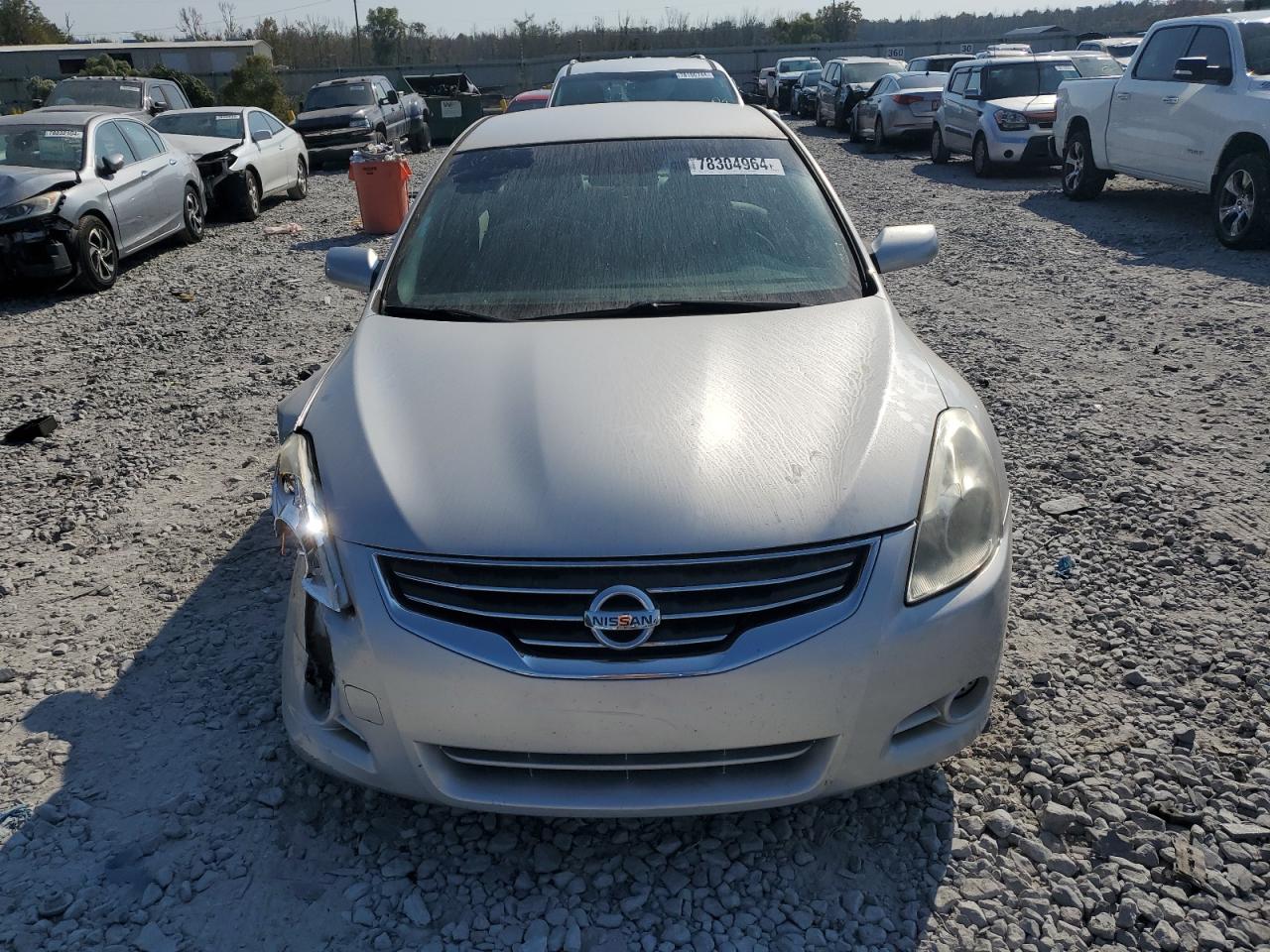 2010 Nissan Altima - Image 5