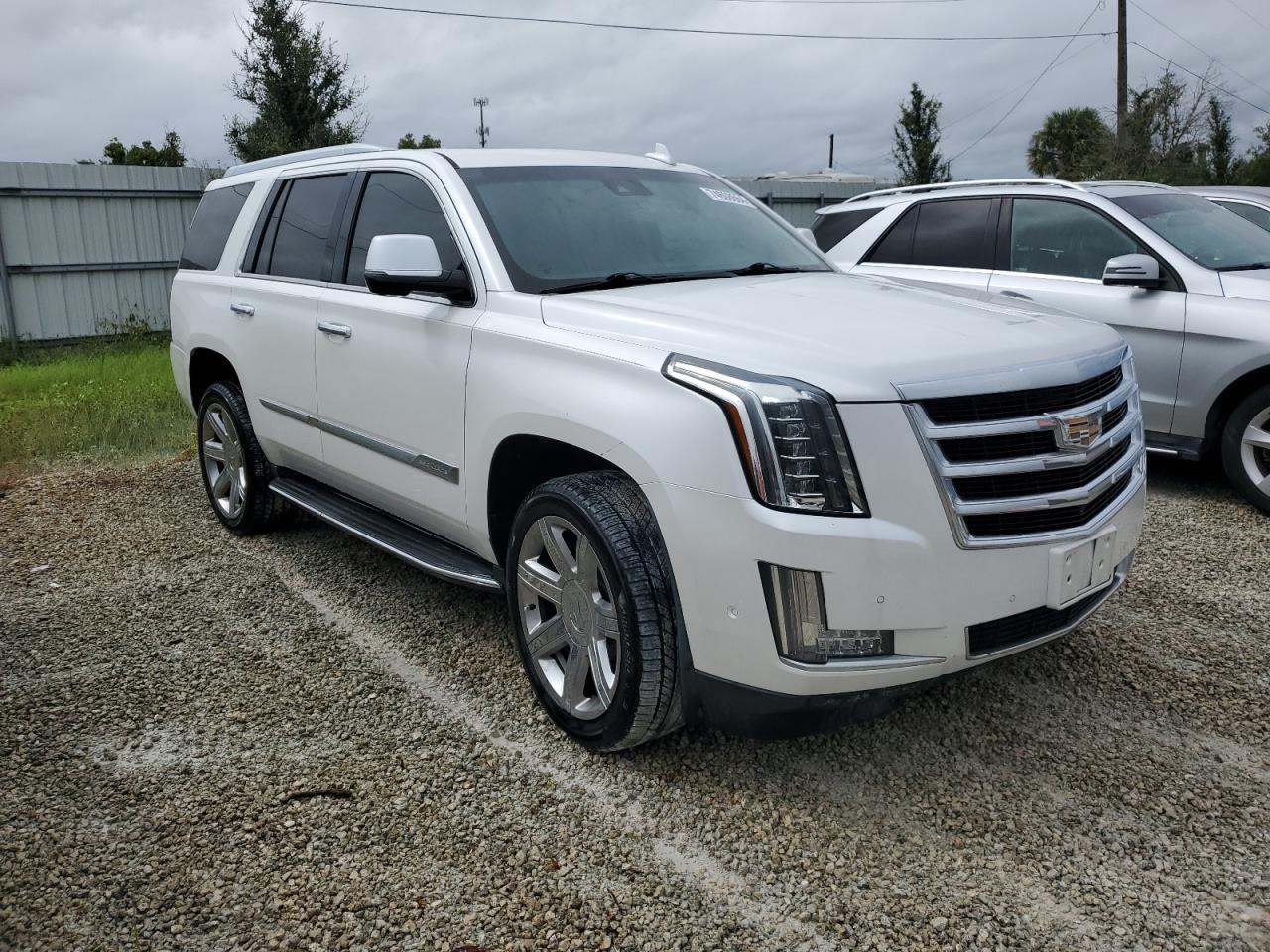 2018 Cadillac Escalade - Image 4