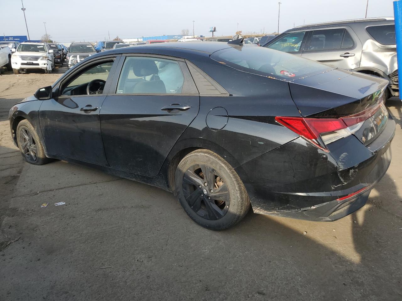2021 Hyundai Elantra - Image 2
