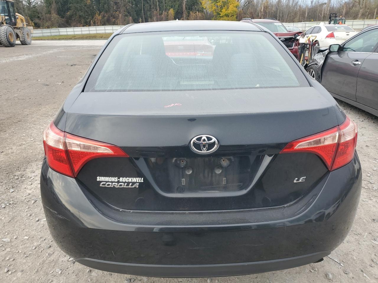 2018 Toyota Corolla L VIN: 5YFBURHE4JP848018 Lot: 77947734