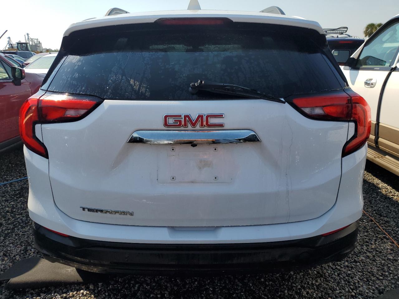 3GKALMEV6JL334050 2018 GMC Terrain Sle