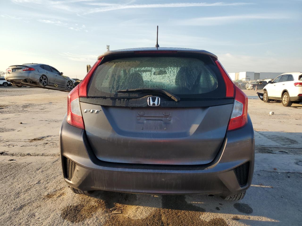 2017 Honda Fit Lx VIN: 3HGGK5H57HM708147 Lot: 78250384