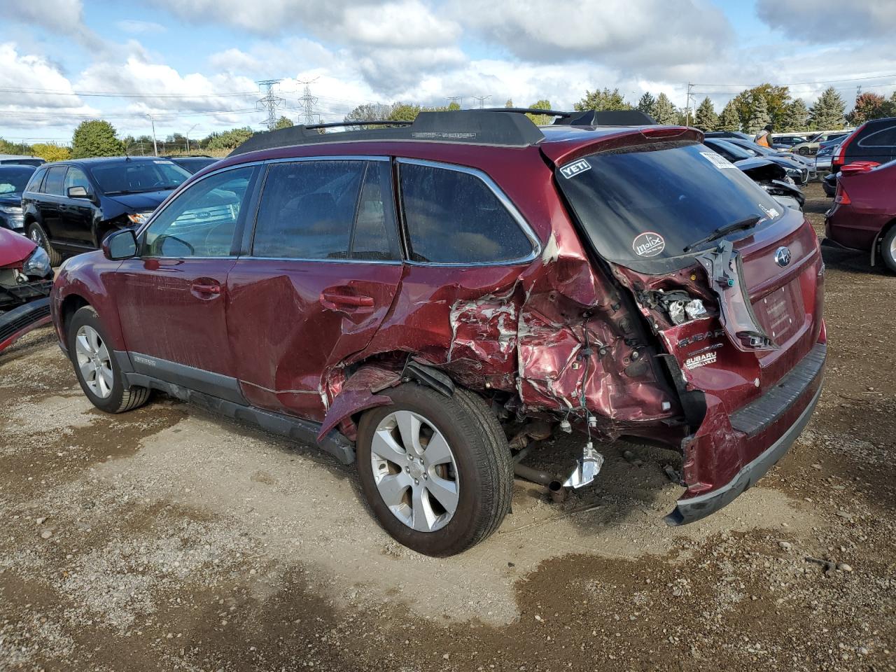 2011 Subaru Outback - Image 2