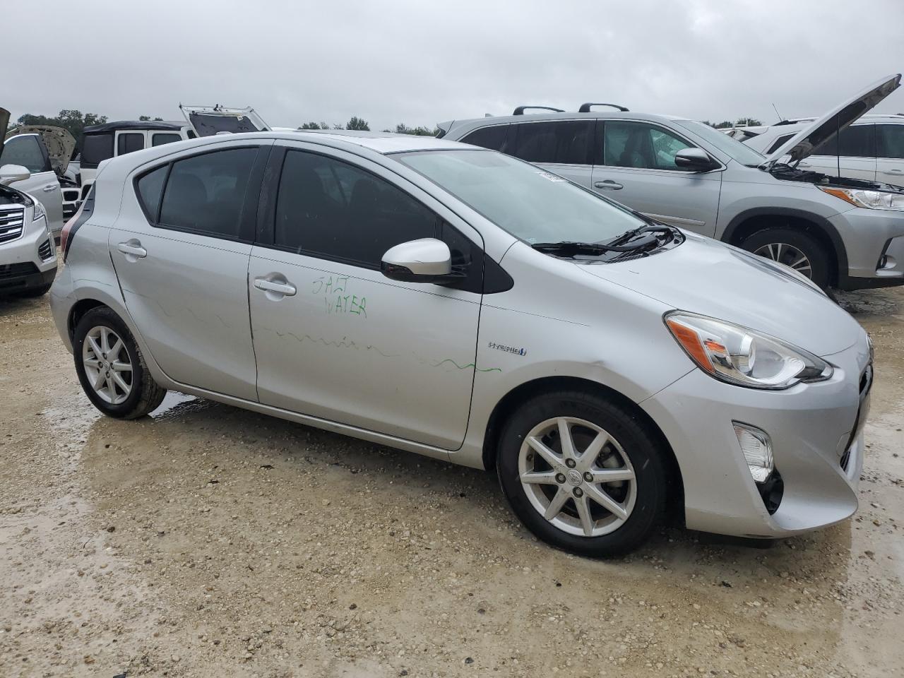 2016 Toyota Prius - Image 4