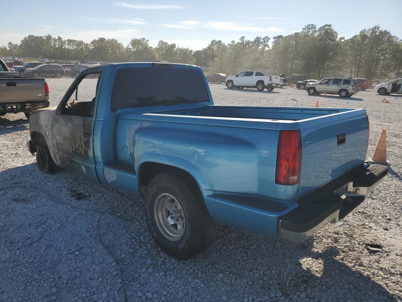 1994 Chevrolet GMT-400 - Image 2