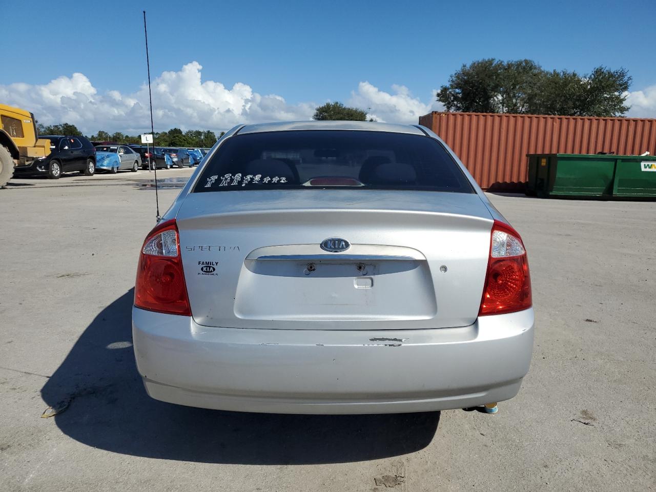 2004 Kia Spectra Lx VIN: KNAFE121945029025 Lot: 77131394