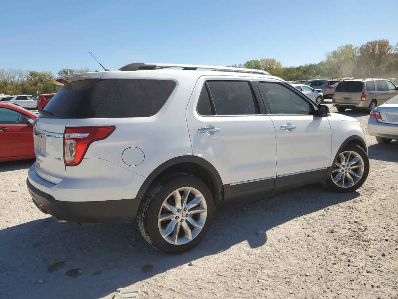 2014 Ford Explorer - Image 3