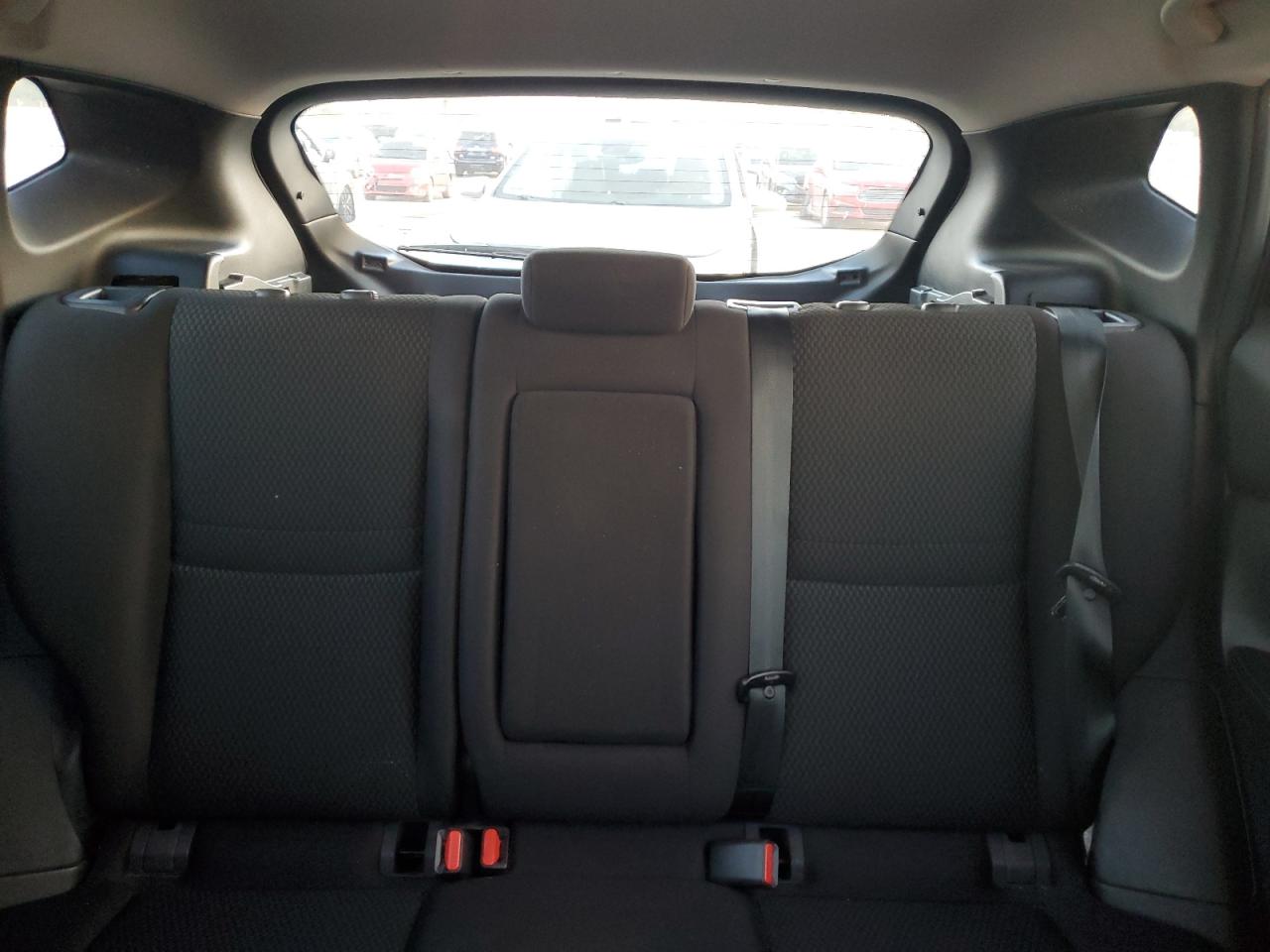 2019 Nissan Rogue - Image 10