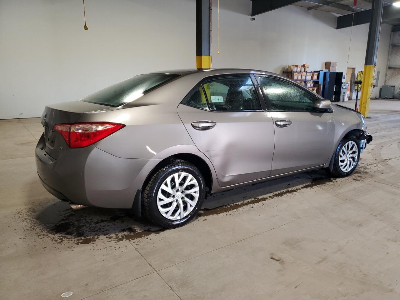 VIN 2T1BURHE2JC059916 2018 TOYOTA COROLLA no.3