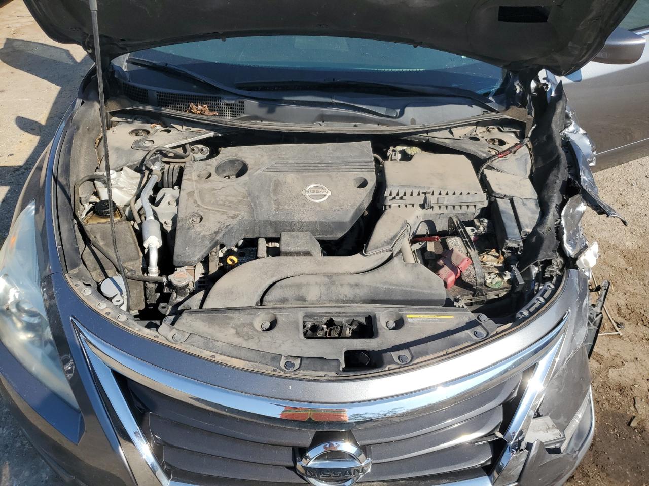 2015 Nissan Altima - Image 13
