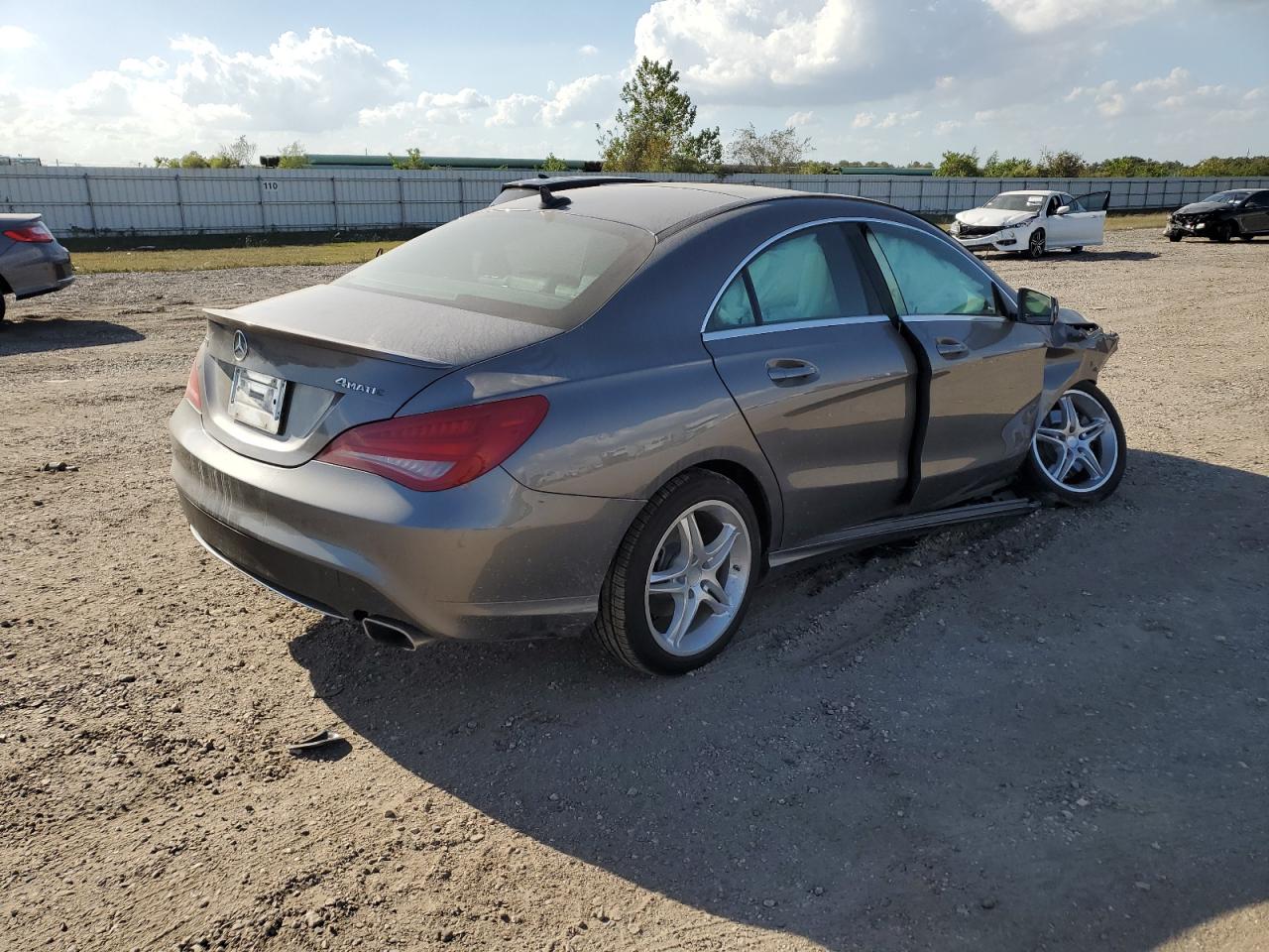 VIN WDDSJ4GB3EN114188 2014 MERCEDES-BENZ CLA-CLASS no.4