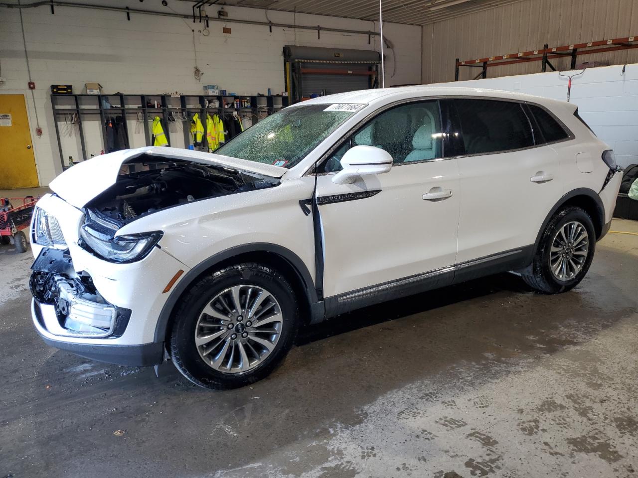 2019 Lincoln Nautilus - Image 1