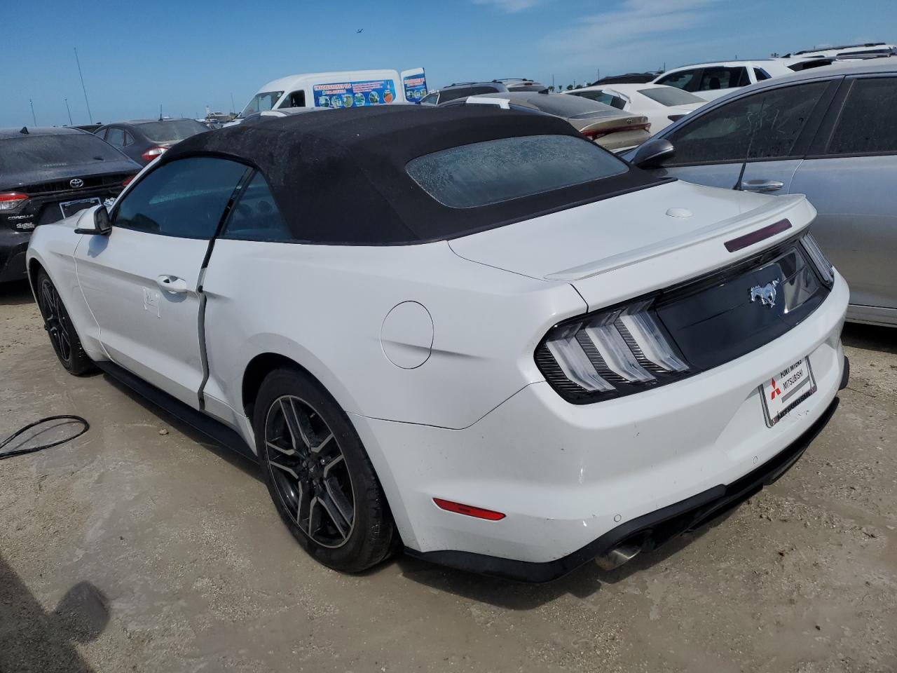 2020 Ford Mustang - Image 2