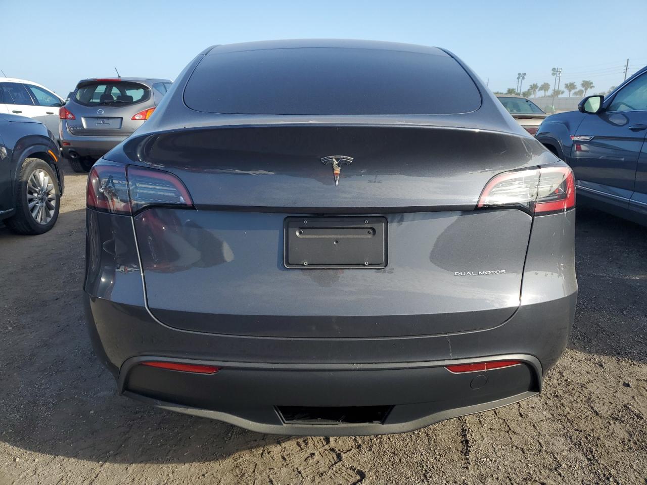 7SAYGDEE5PA057848 2023 Tesla Model Y