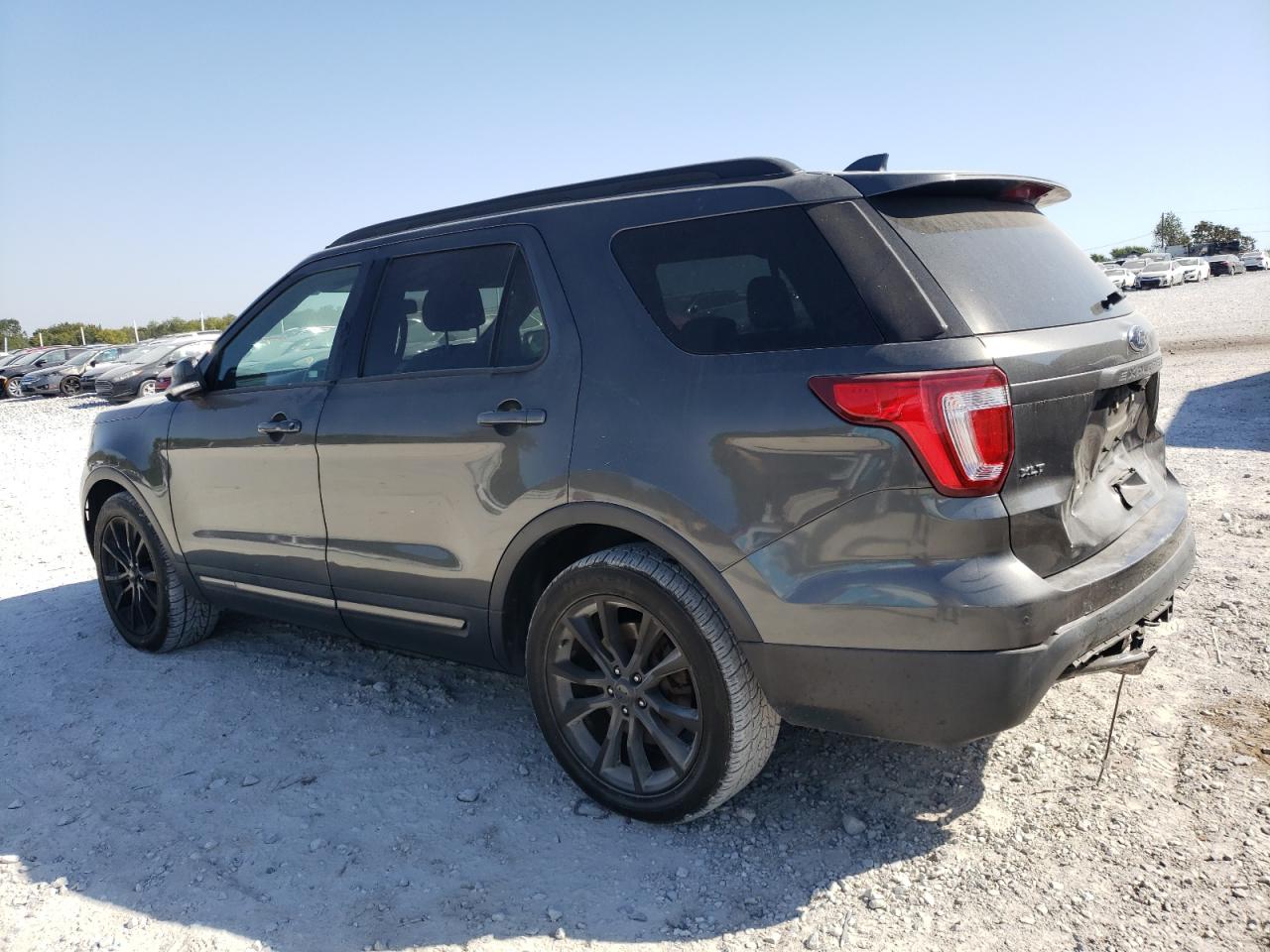 2017 Ford Explorer - Image 2