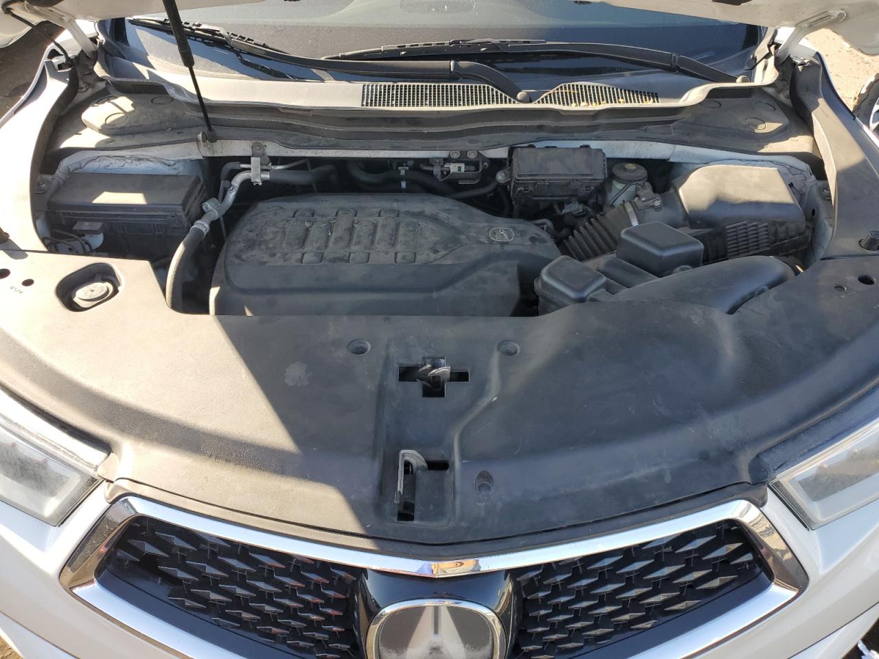 2018 Acura MDX - Image 10