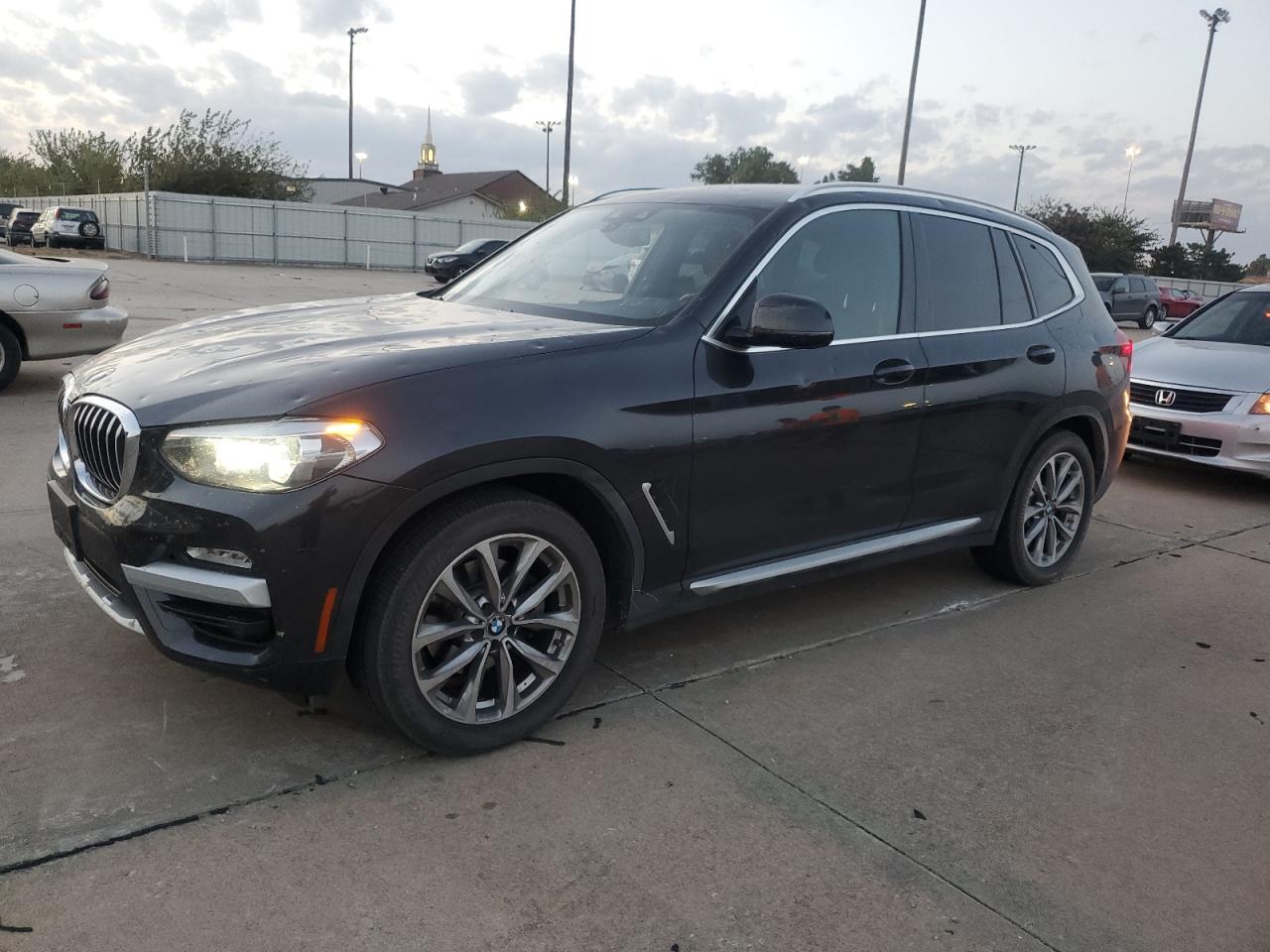 VIN 5UXTR9C58KLE20980 2019 BMW X3 no.1