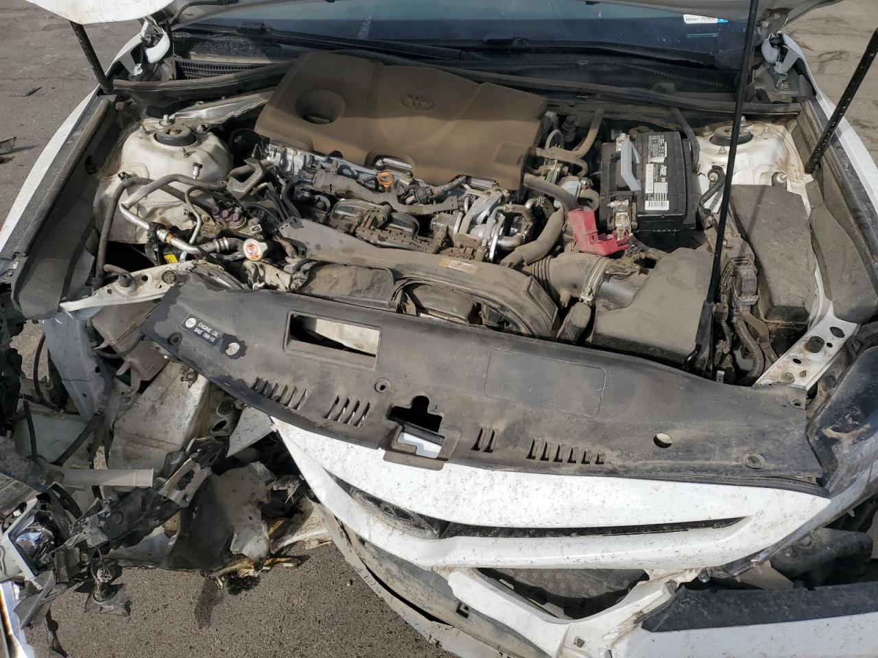 2020 Toyota Camry - Image 11