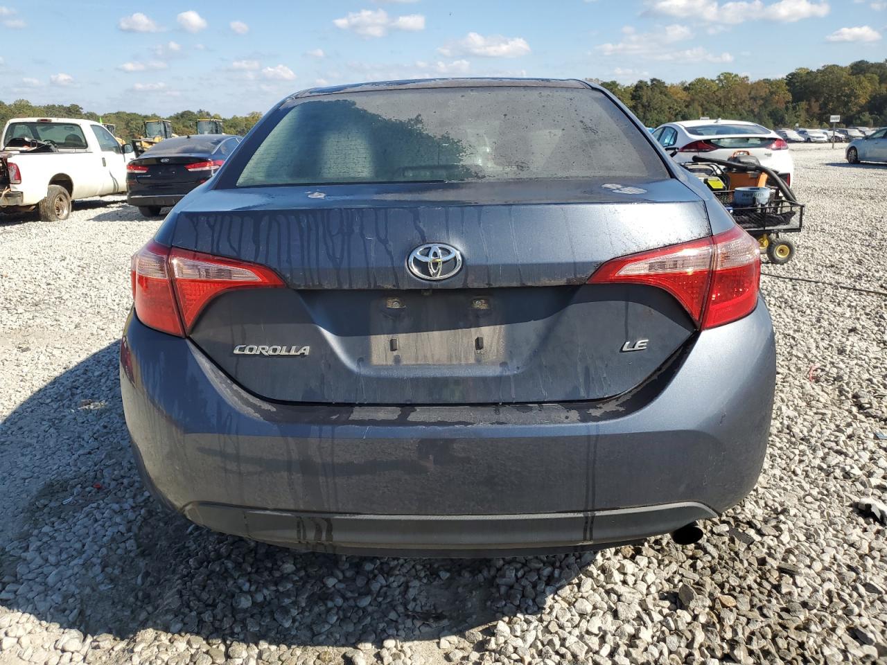 2018 Toyota Corolla L VIN: 5YFBURHE5JP855379 Lot: 78157954