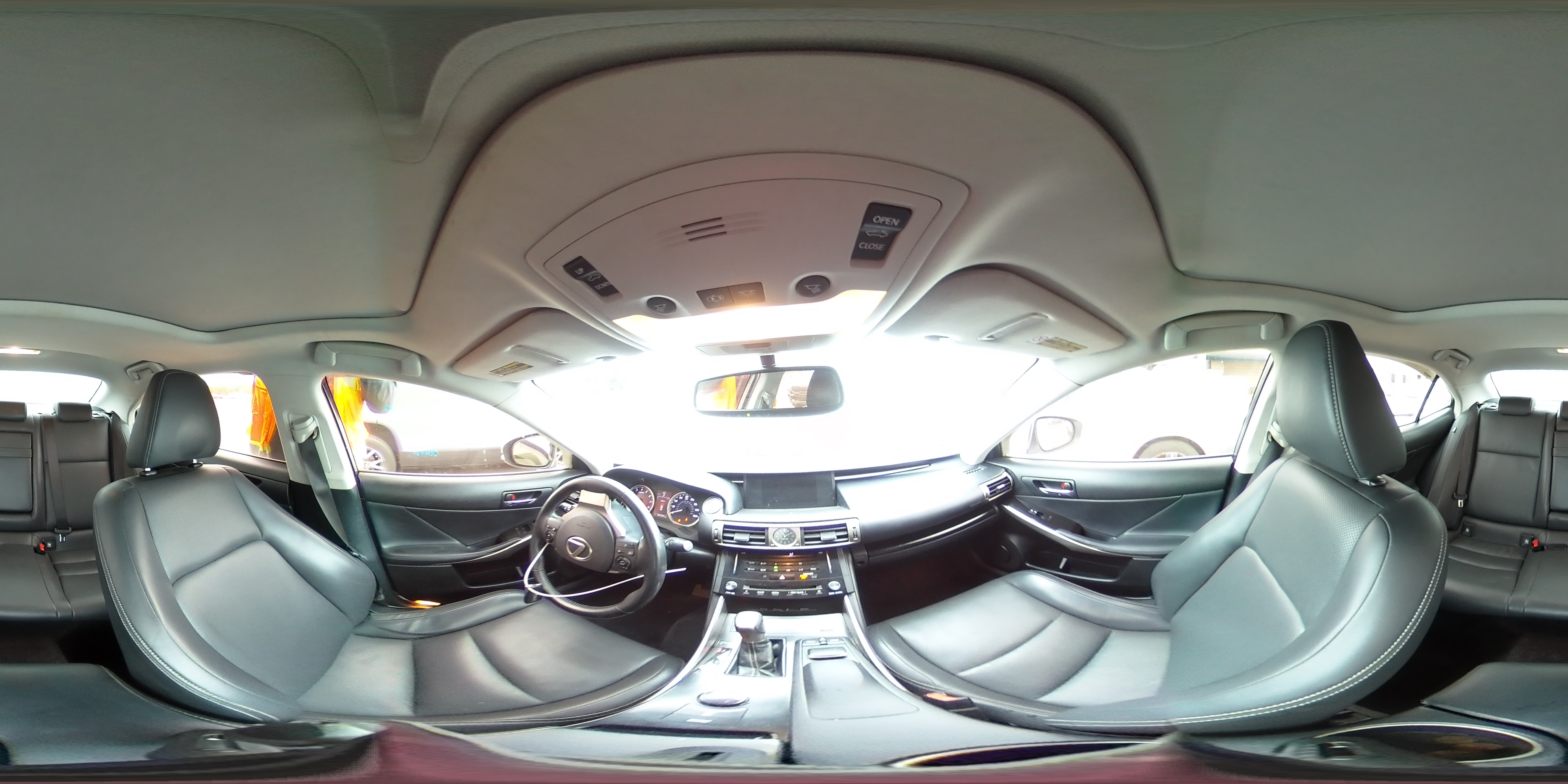 2014 Lexus IS - Image 14