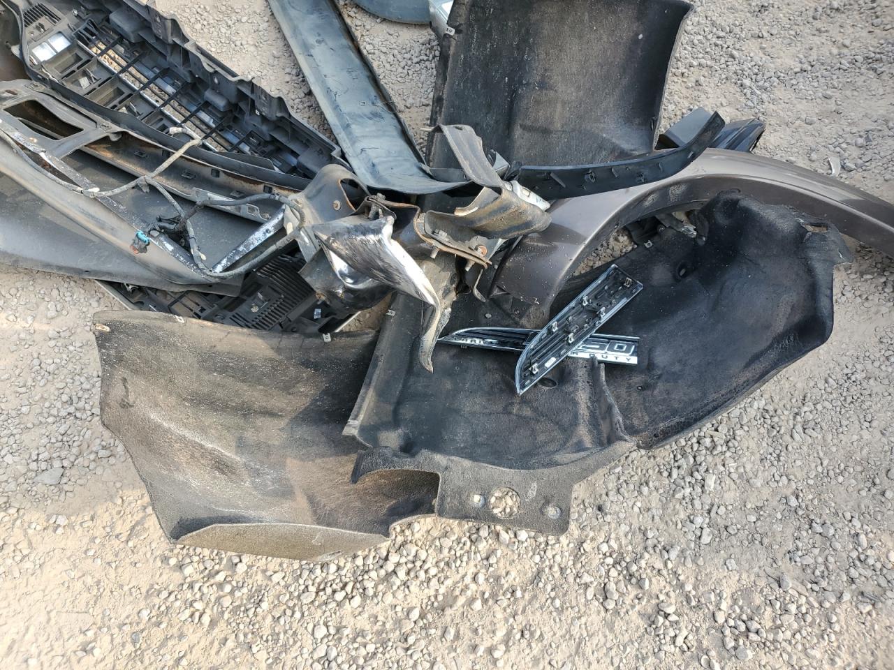 2015 Ford F250 - Image 12