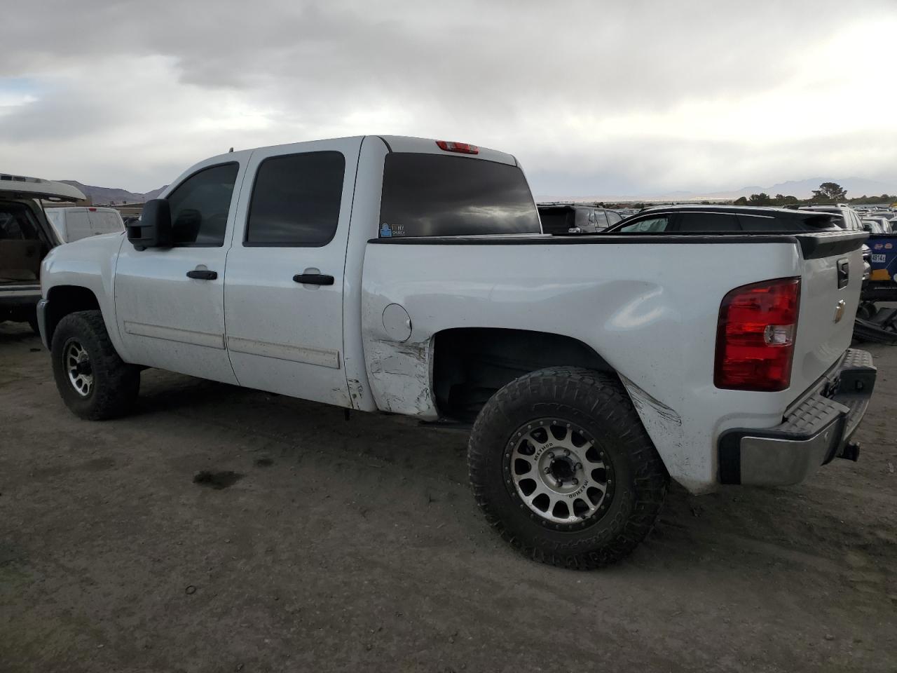 2012 Chevrolet Silverado - Image 2