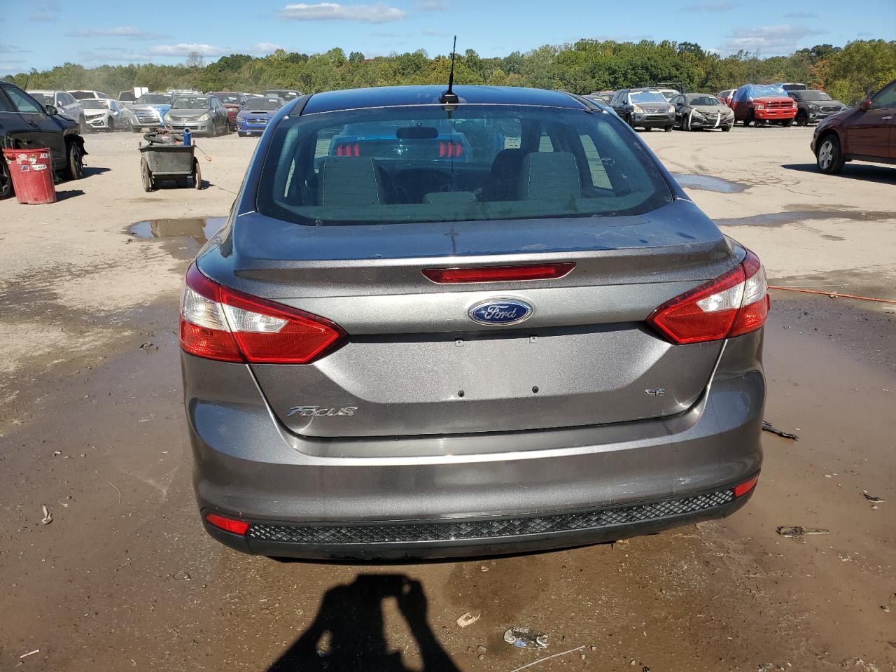 1FADP3F2XEL234889 2014 Ford Focus Se