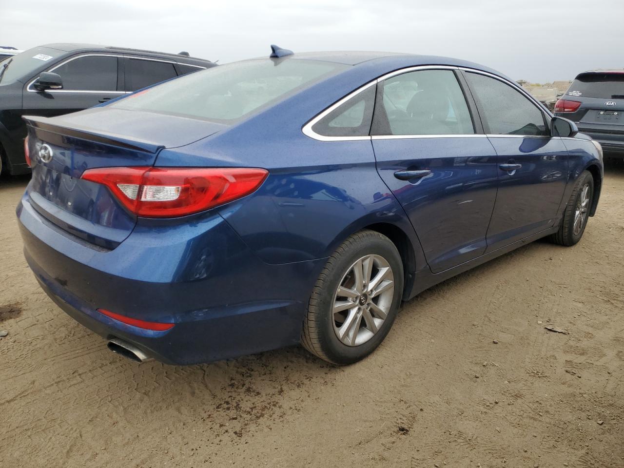 2016 Hyundai Sonata - Image 3