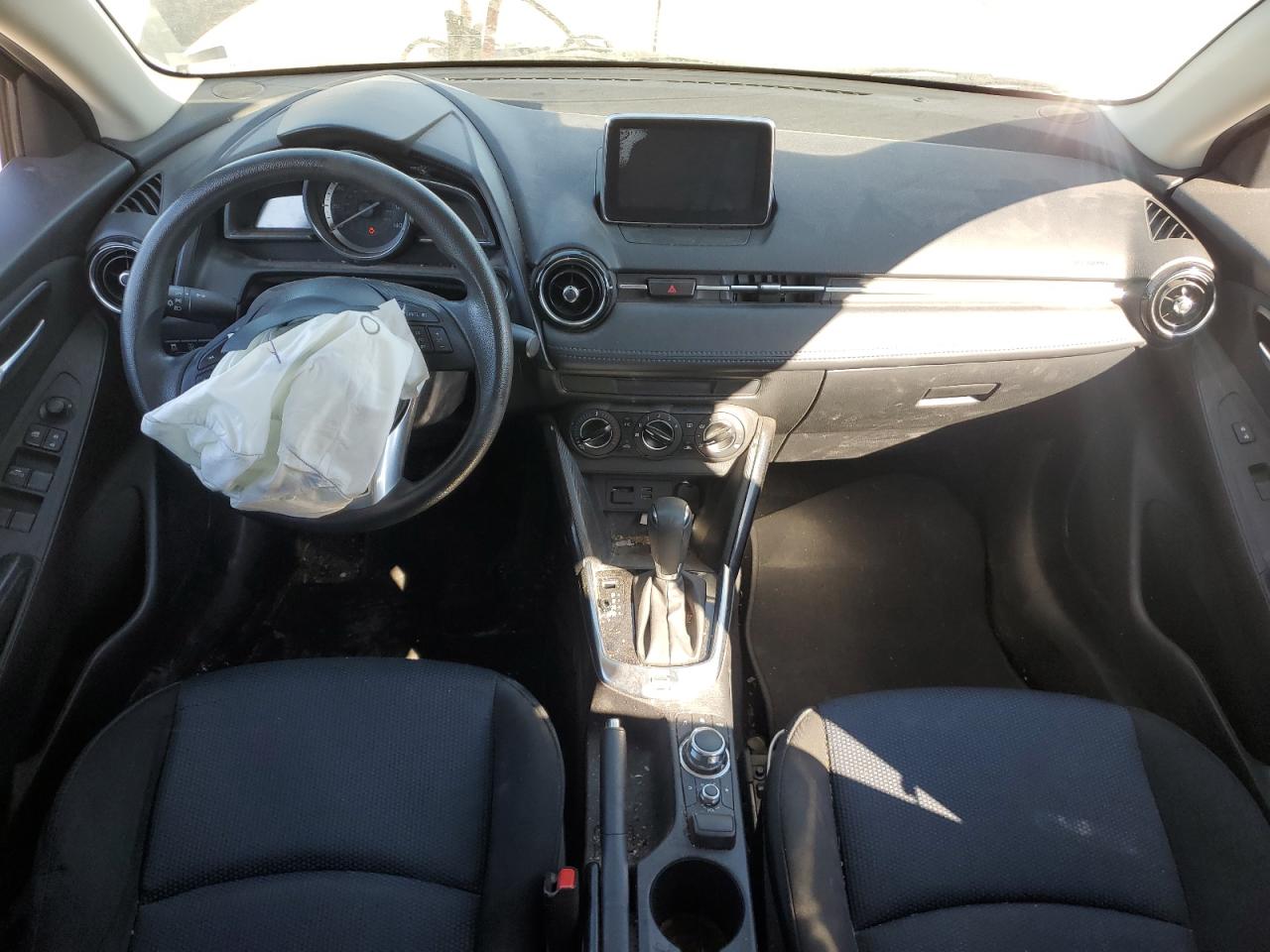 2017 Toyota Yaris Ia VIN: 3MYDLBYV5HY189218 Lot: 75135744