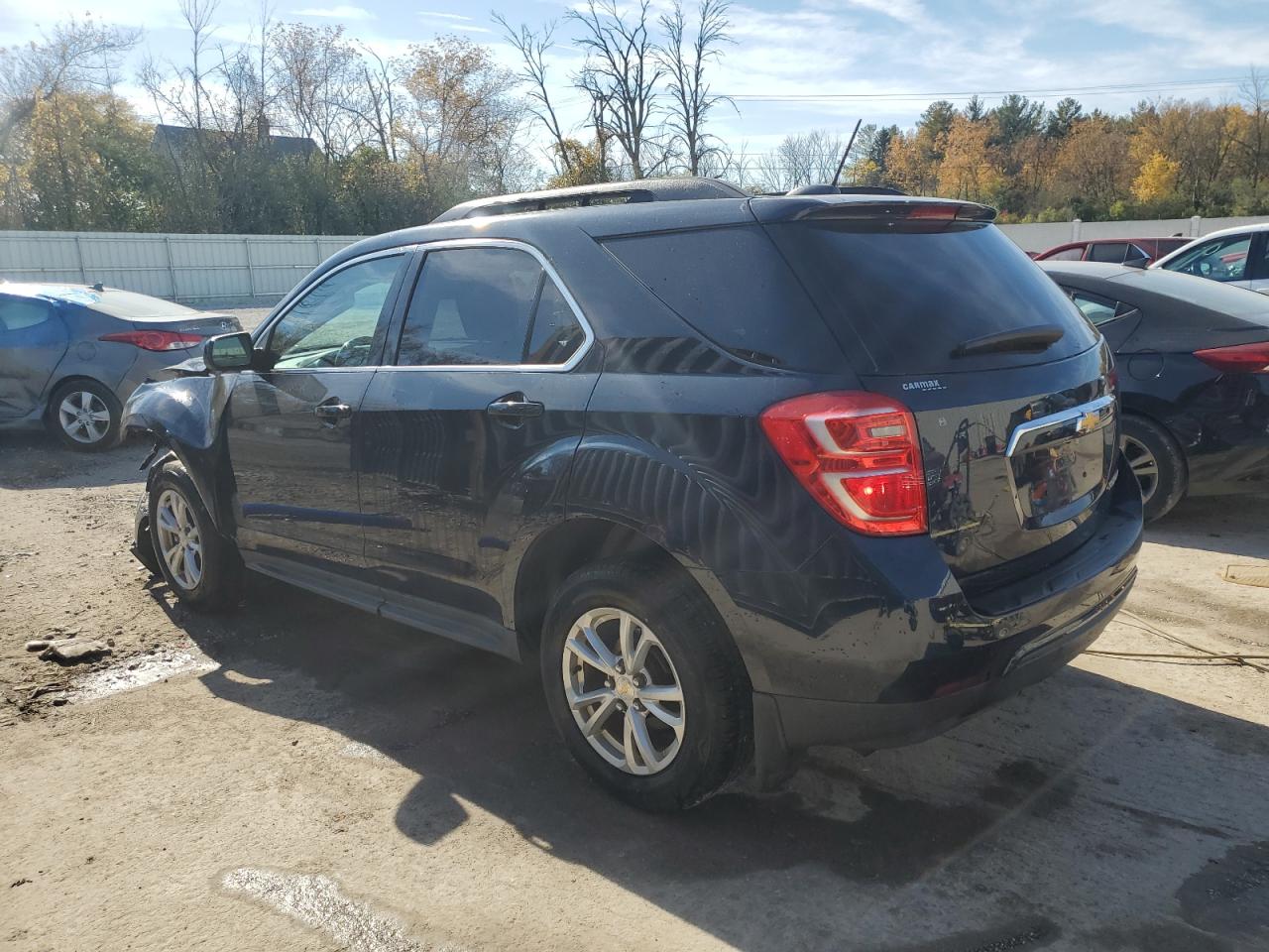 2016 Chevrolet Equinox - Image 2