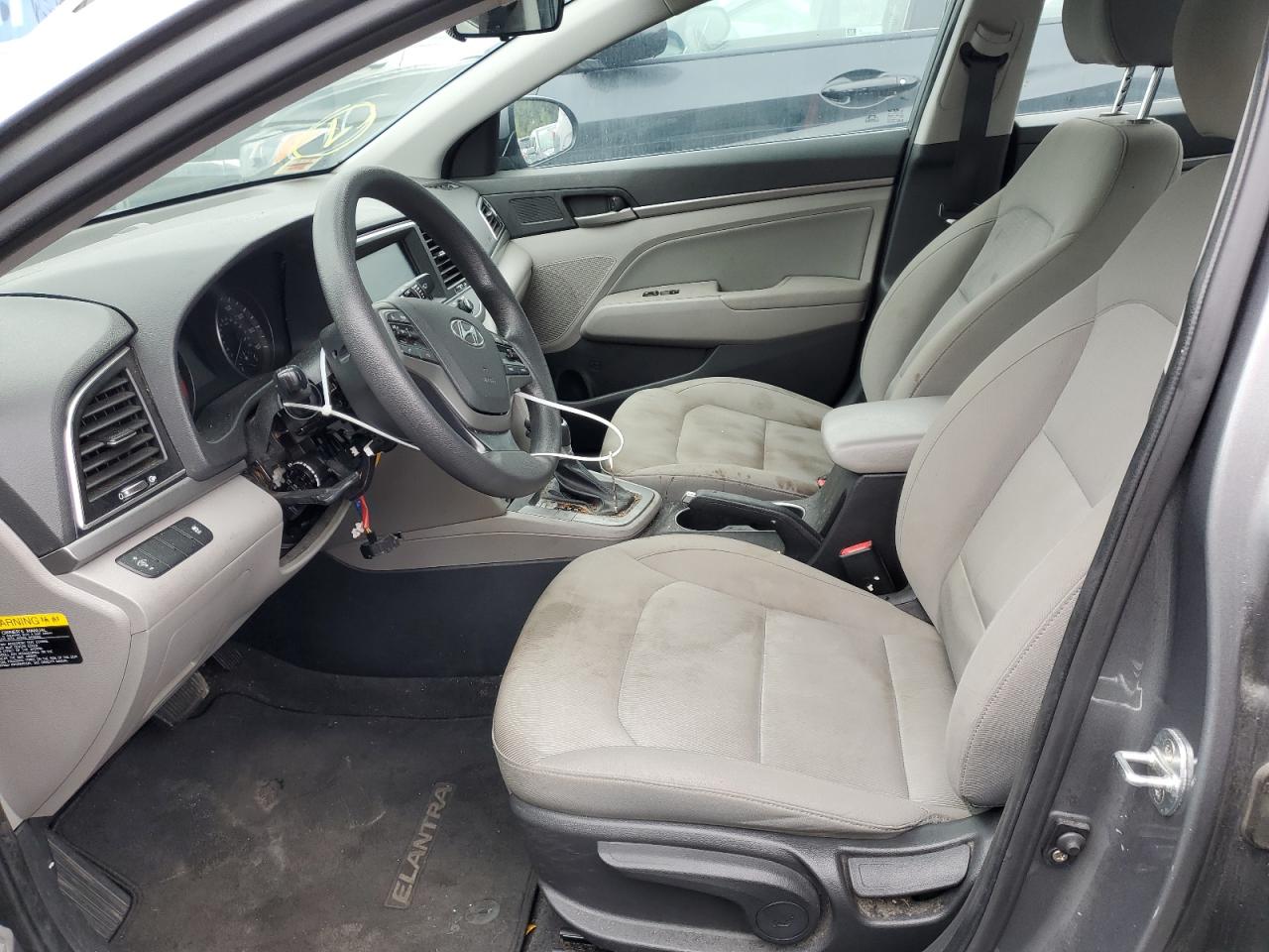 2017 Hyundai Elantra - Image 7