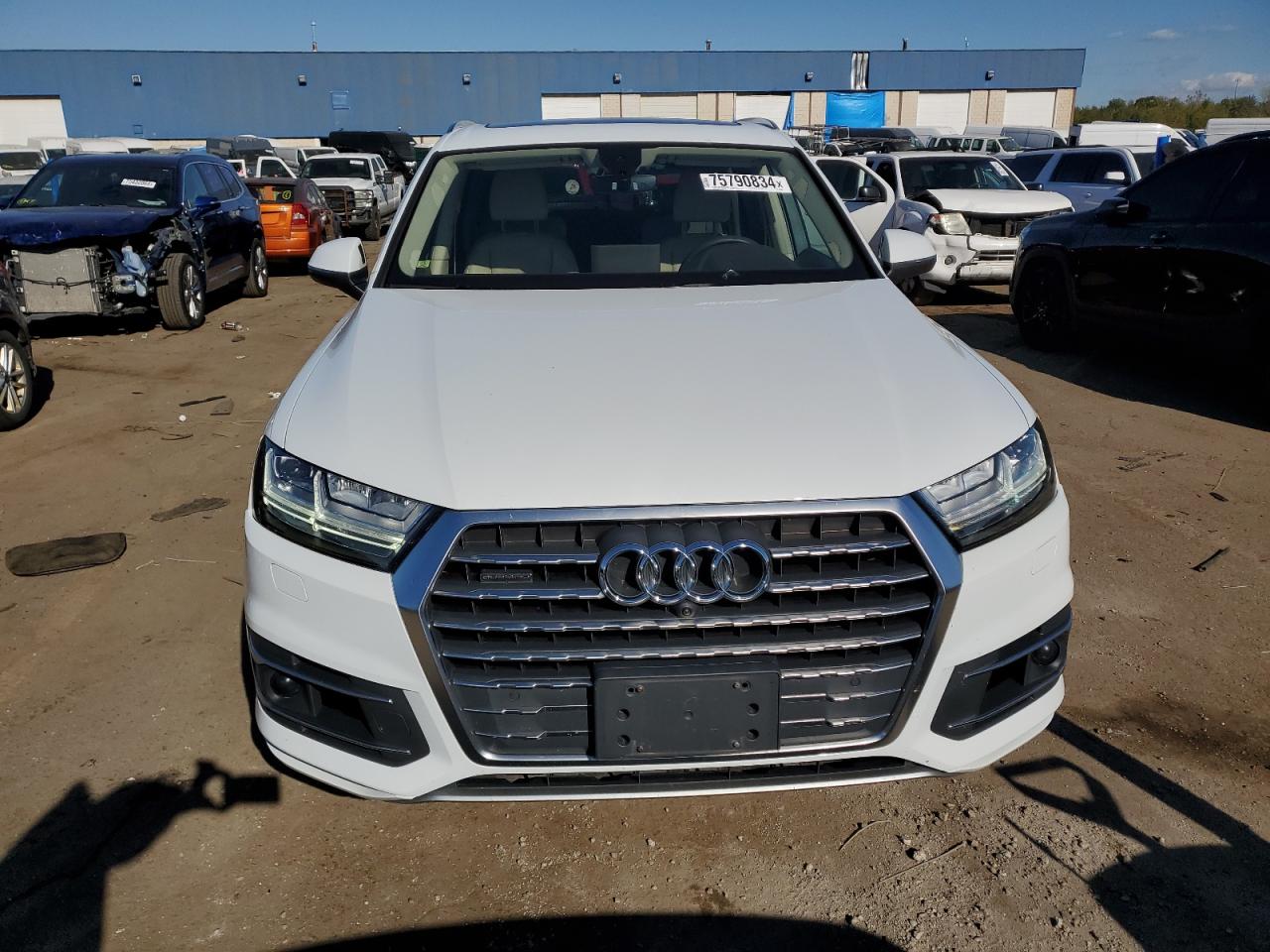 2017 Audi Q7 Premium Plus VIN: WA1LAAF75HD050587 Lot: 75790834