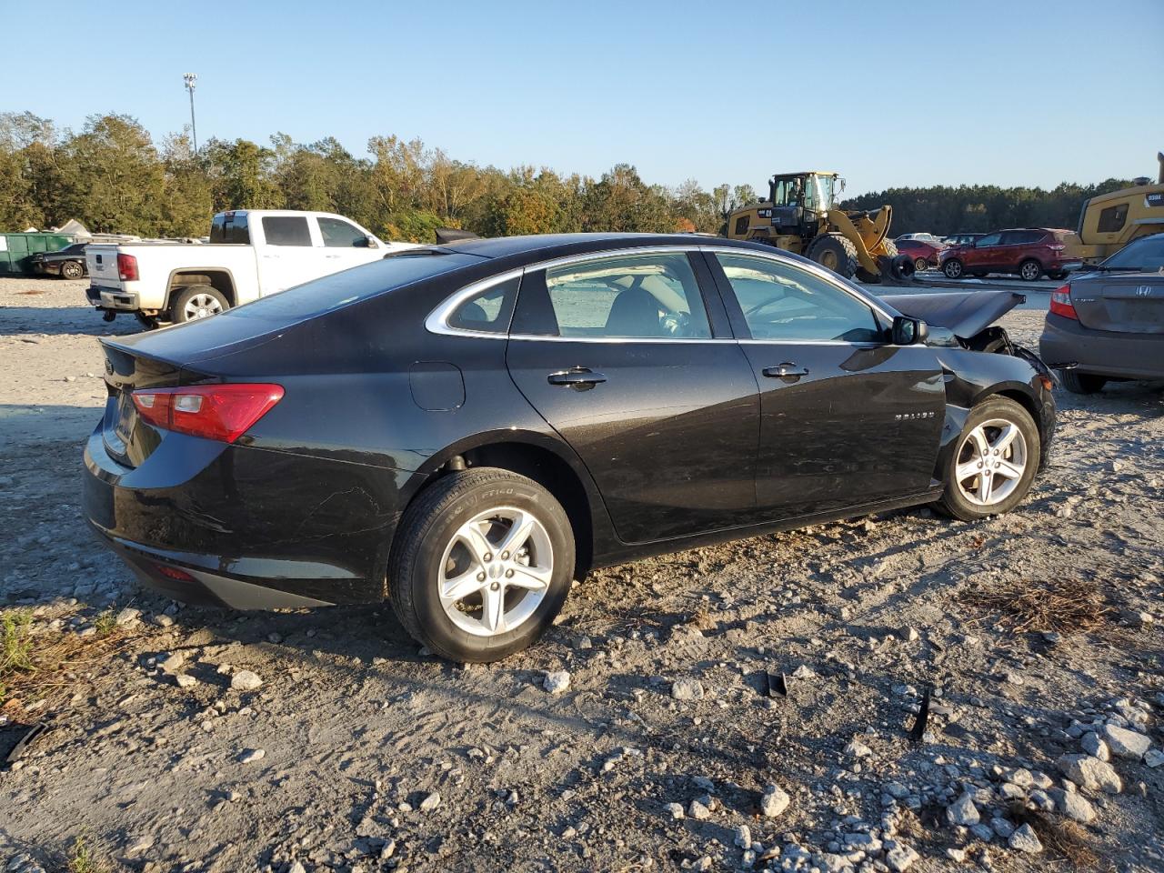 2023 Chevrolet Malibu - Image 3