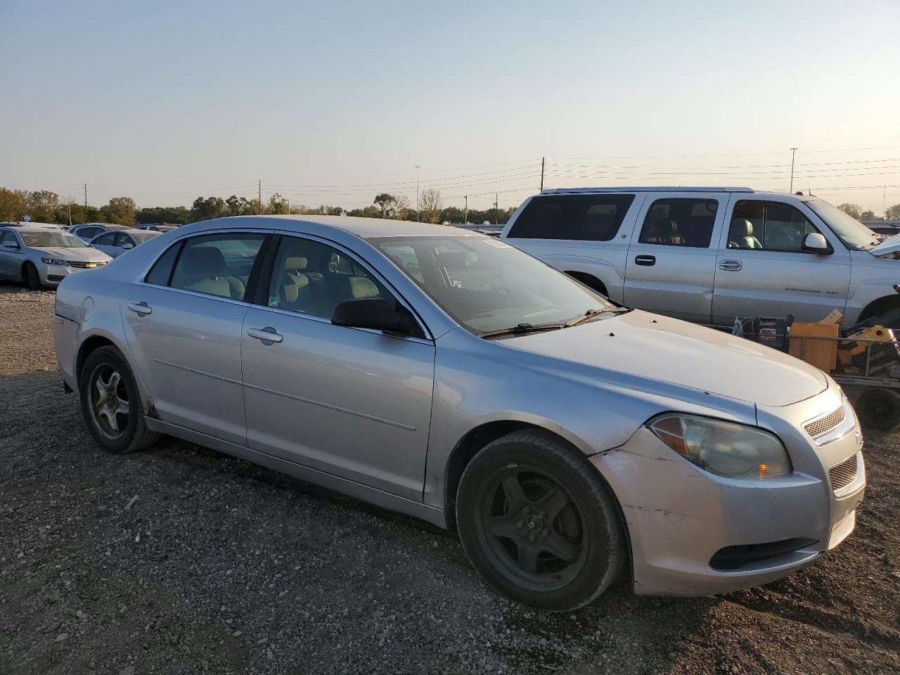 1G1ZB5EB4AF288136 2010 Chevrolet Malibu Ls