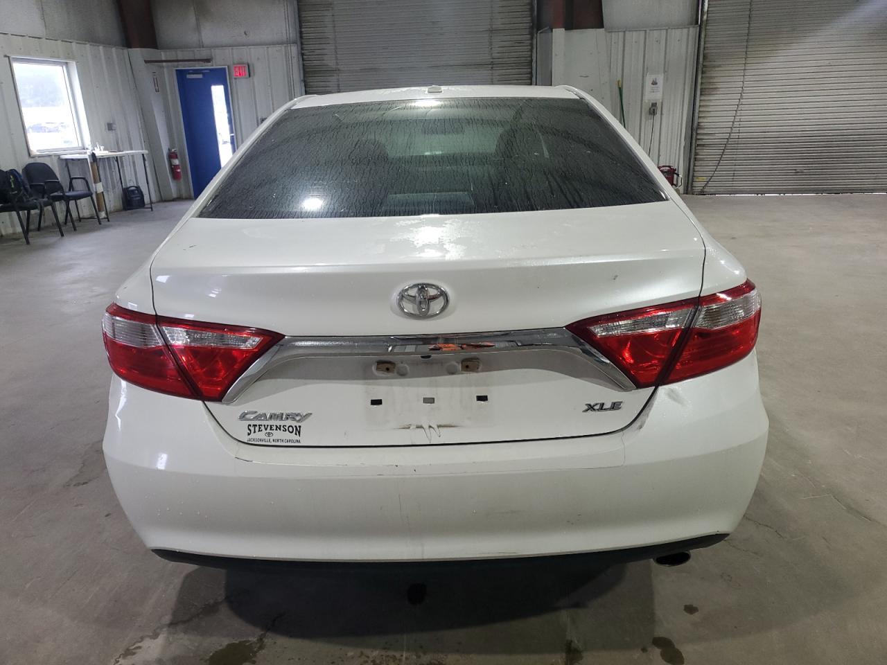 4T1BF1FK6GU258852 2016 Toyota Camry Le