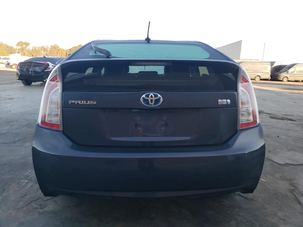 2014 Toyota Prius VIN: JTDKN3DU8E1795695 Lot: 76945504