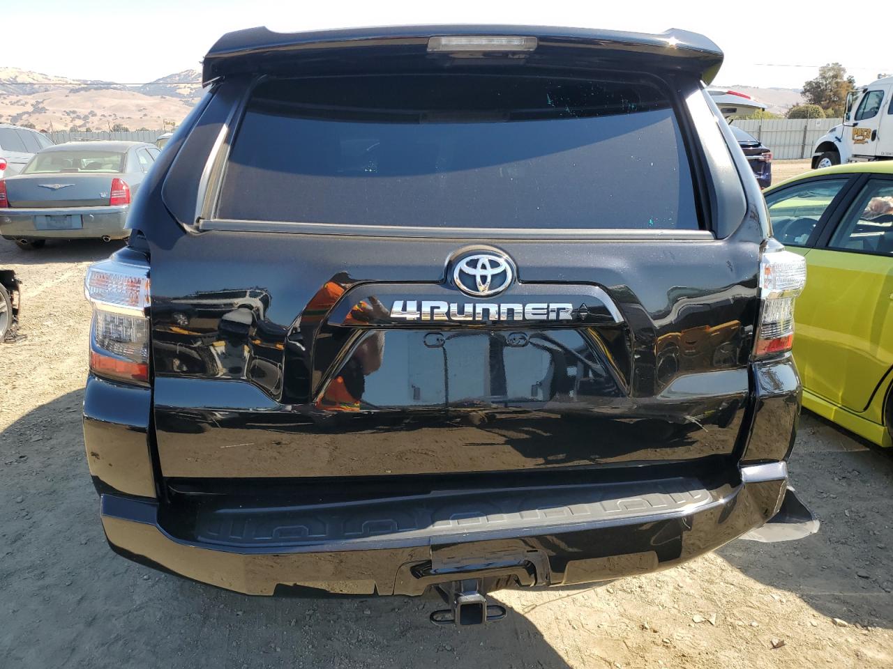 2020 Toyota 4Runner Sr5/Sr5 Premium VIN: JTEBU5JR4L5830006 Lot: 74116814