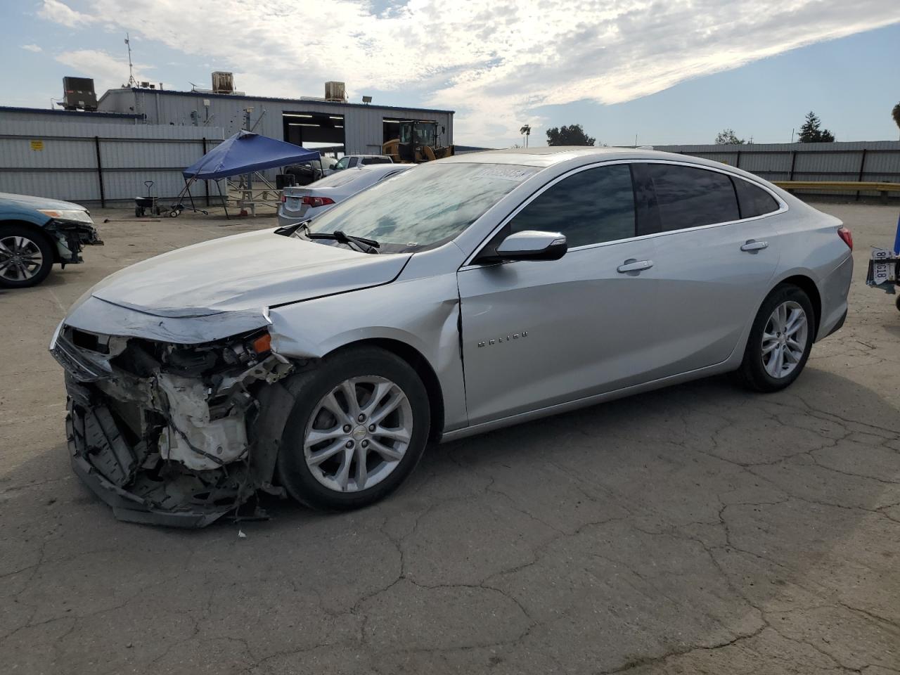 VIN 1G1ZD5STXJF152715 2018 CHEVROLET MALIBU no.1