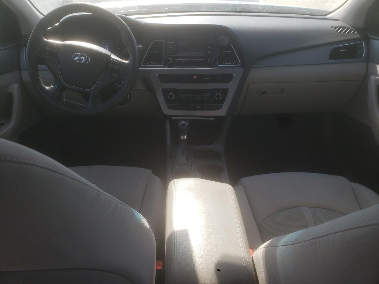 2015 Hyundai Sonata - Image 8