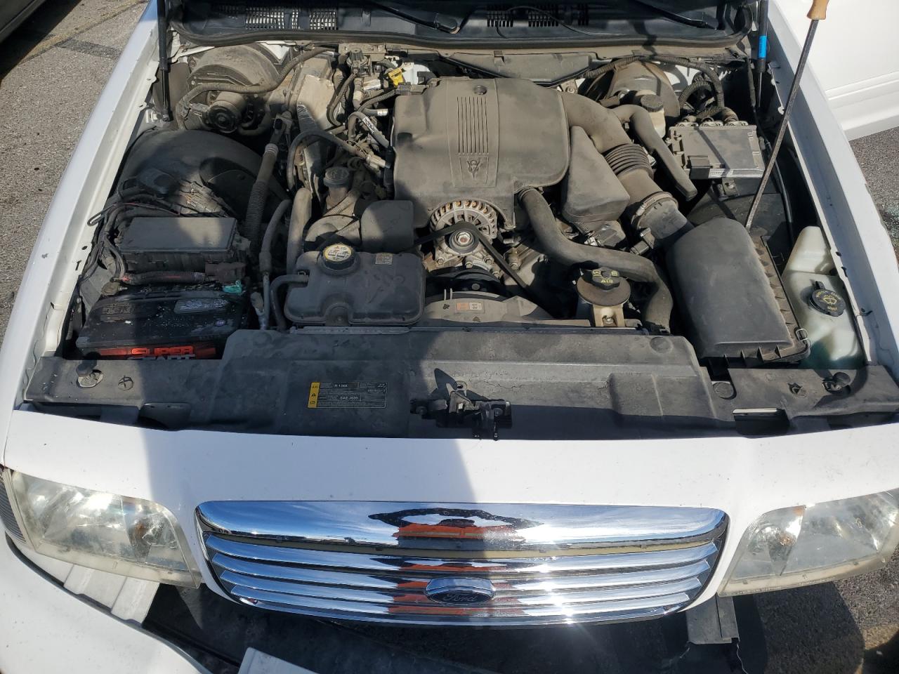 2006 Ford Crown Victoria - Image 11