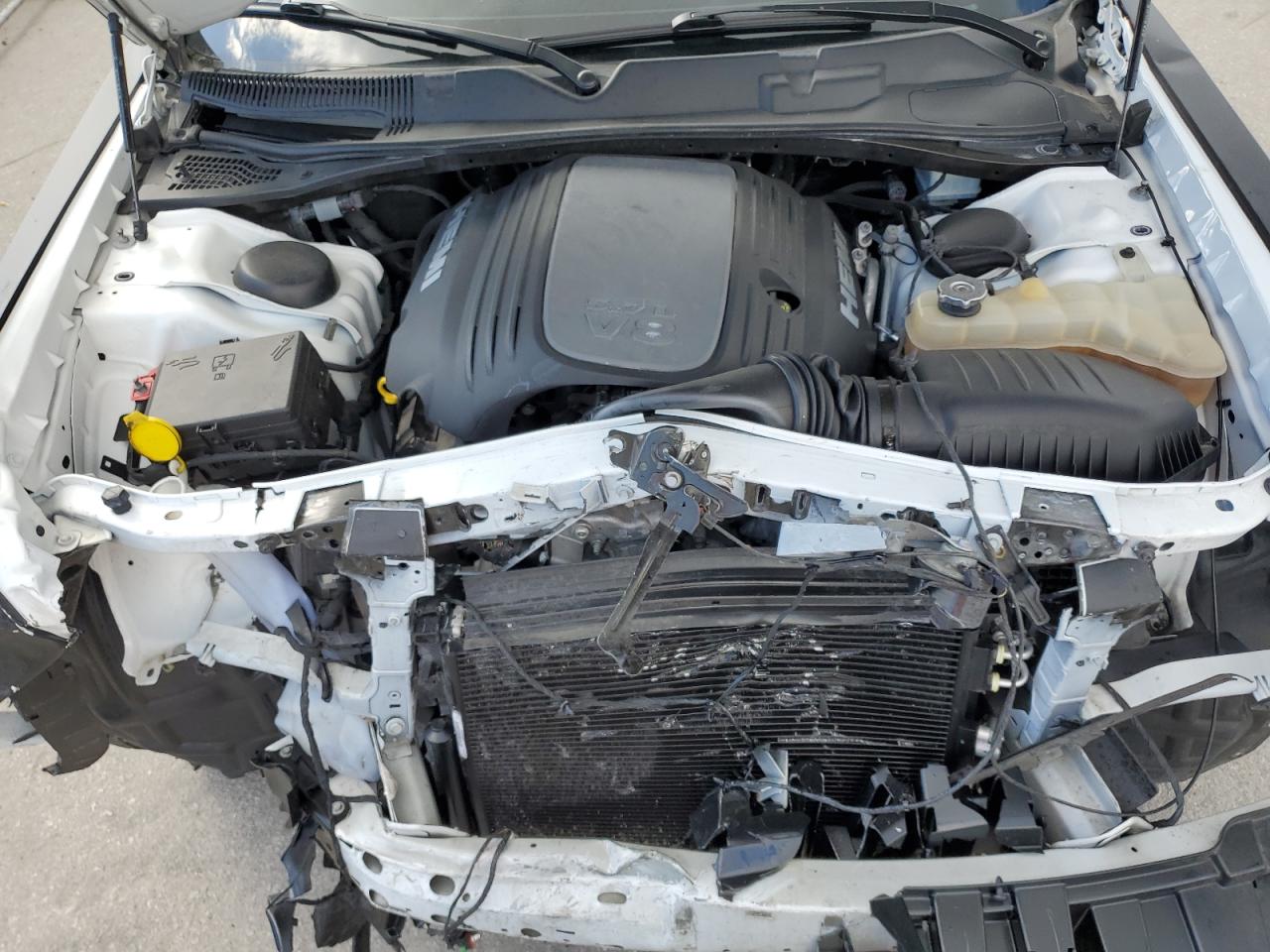 2019 Dodge Challenger - Image 11