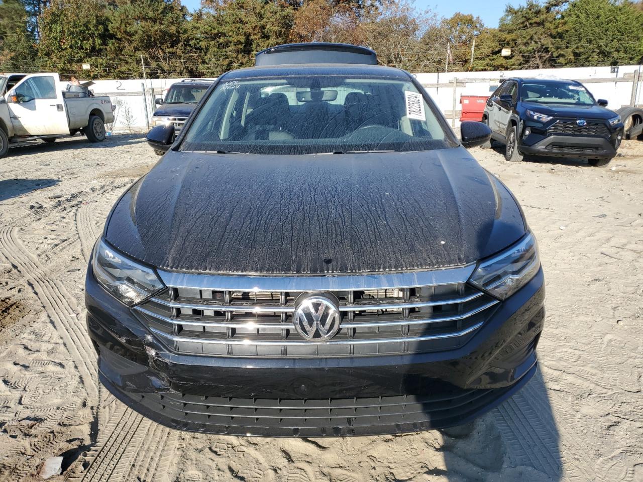 2021 Volkswagen Jetta - Image 5