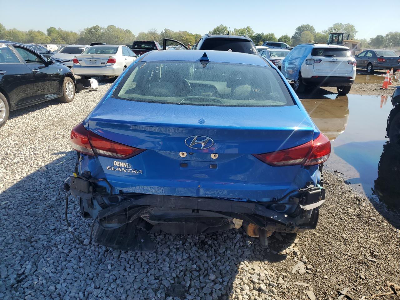 KMHD84LF6JU555882 2018 Hyundai Elantra Sel