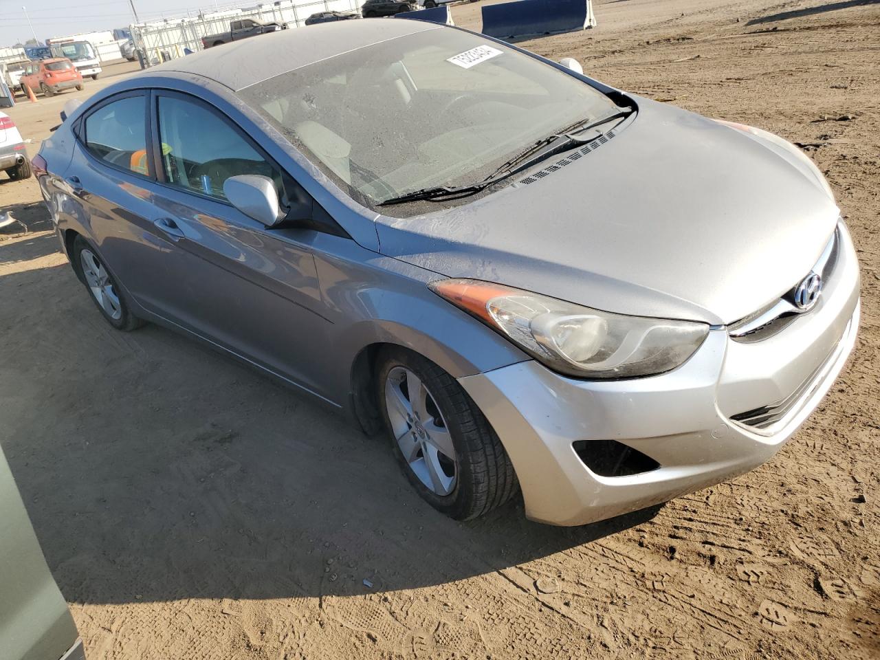 2013 Hyundai Elantra - Image 4