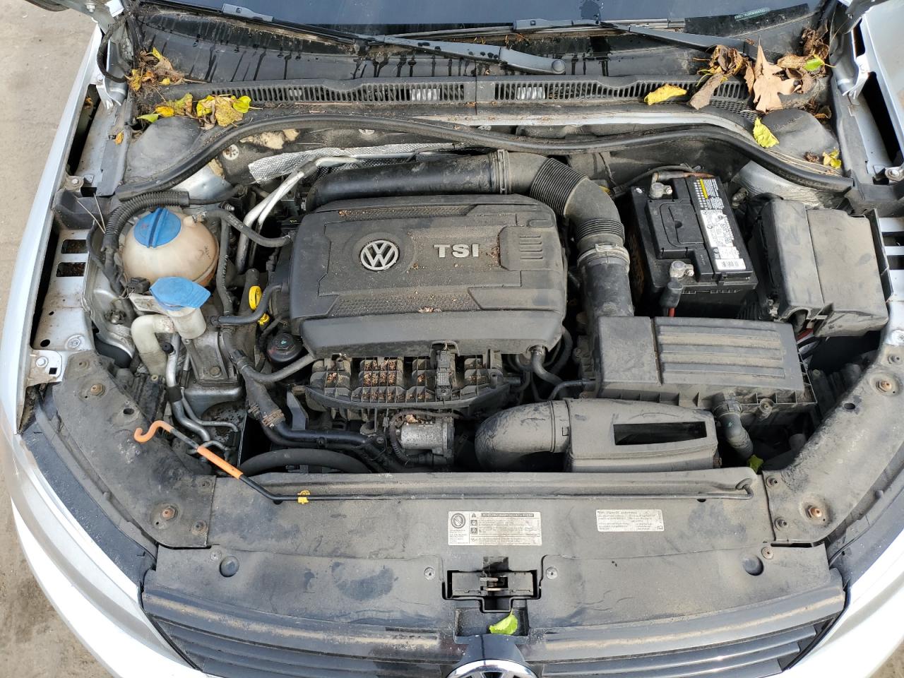 2014 Volkswagen Jetta - Image 11