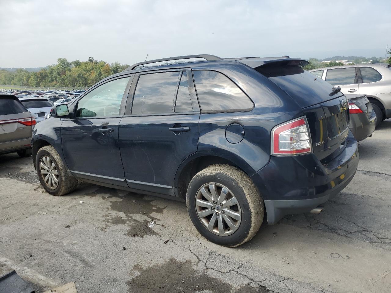 2010 Ford Edge - Image 2