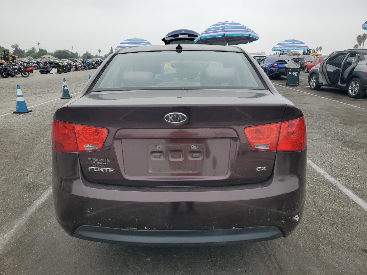 2010 Kia Forte Ex VIN: KNAFU4A20A5298766 Lot: 76492934