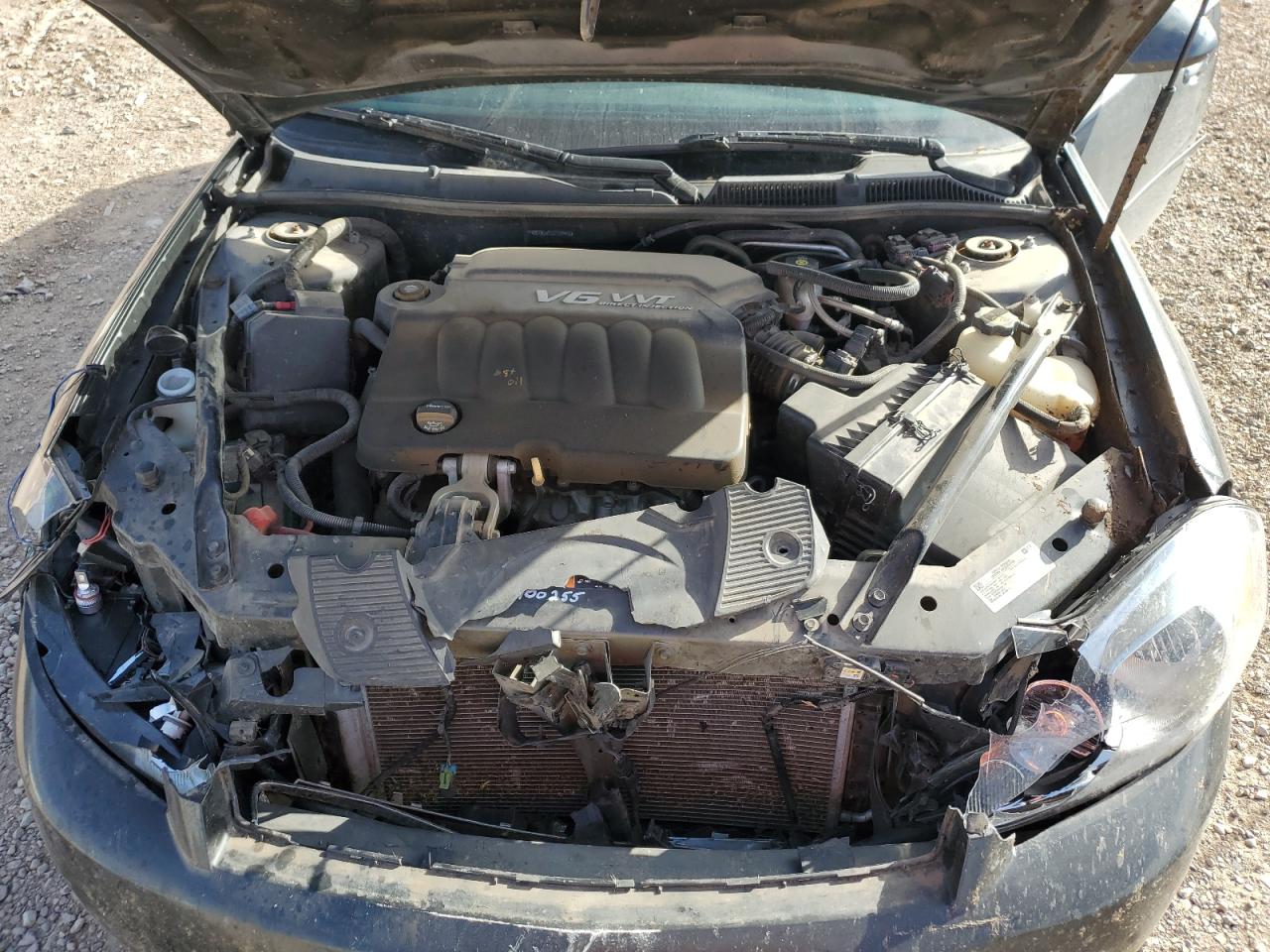 2016 Chevrolet Impala - Image 11