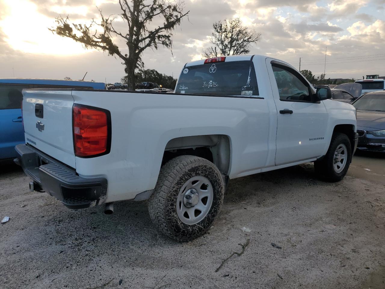 2014 Chevrolet Silverado - Image 3