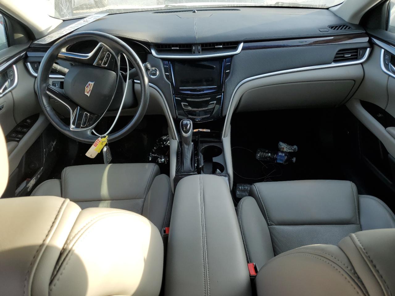 2016 Cadillac XTS - Image 8